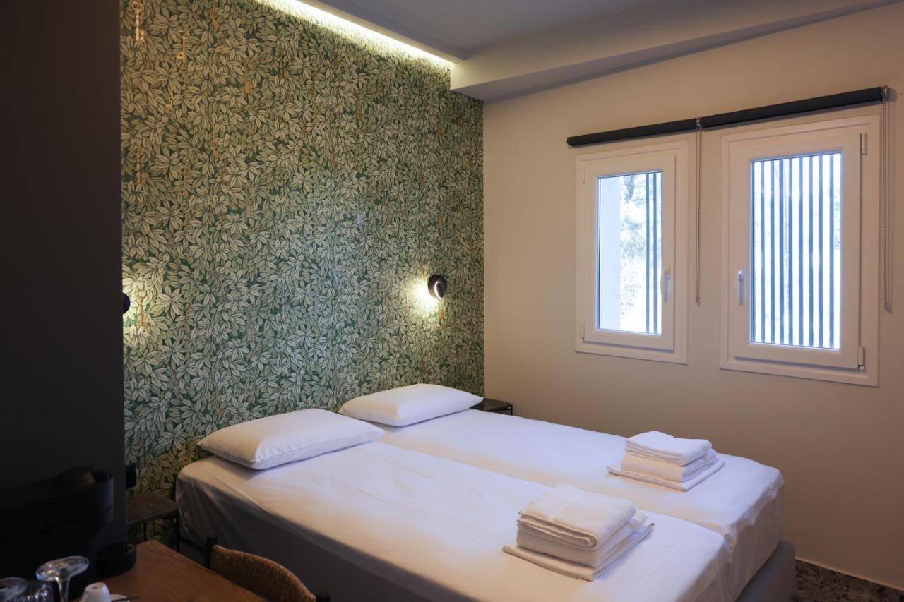 Uphill Unique Boutique Suites Skiathos-stad Buitenkant foto