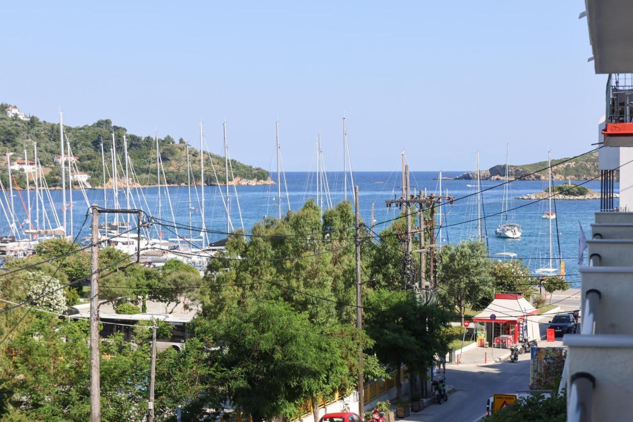 Uphill Unique Boutique Suites Skiathos-stad Buitenkant foto