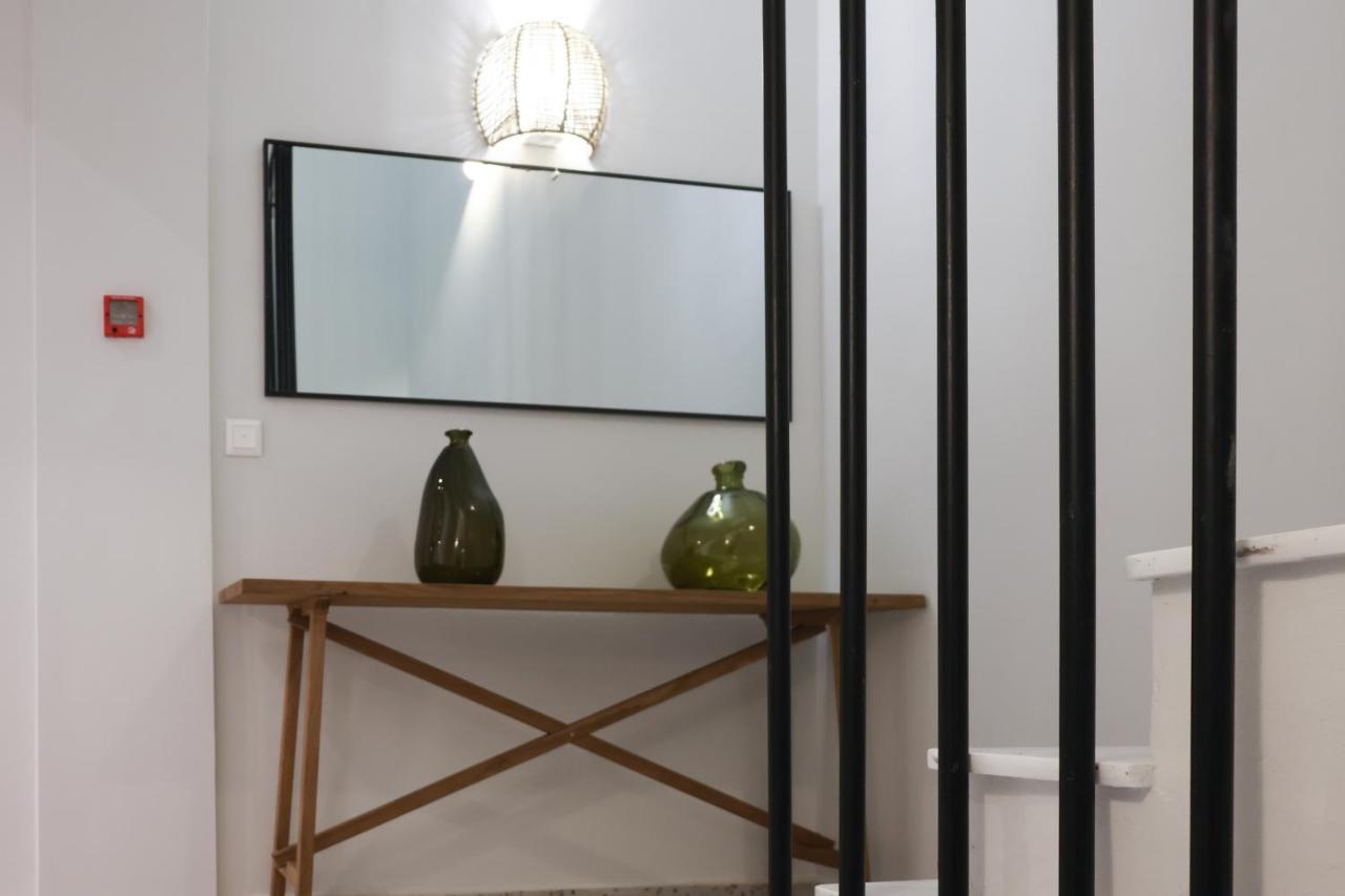 Uphill Unique Boutique Suites Skiathos-stad Buitenkant foto